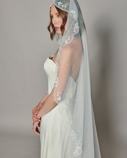 ALMA EMBROIDERED VEIL