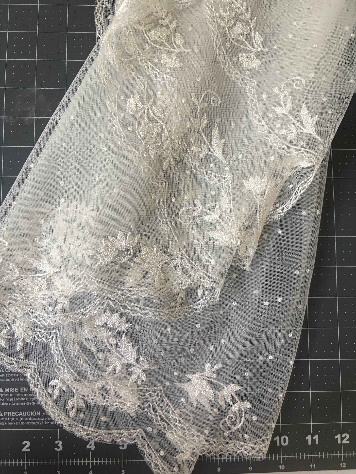 ALMA EMBROIDERED VEIL