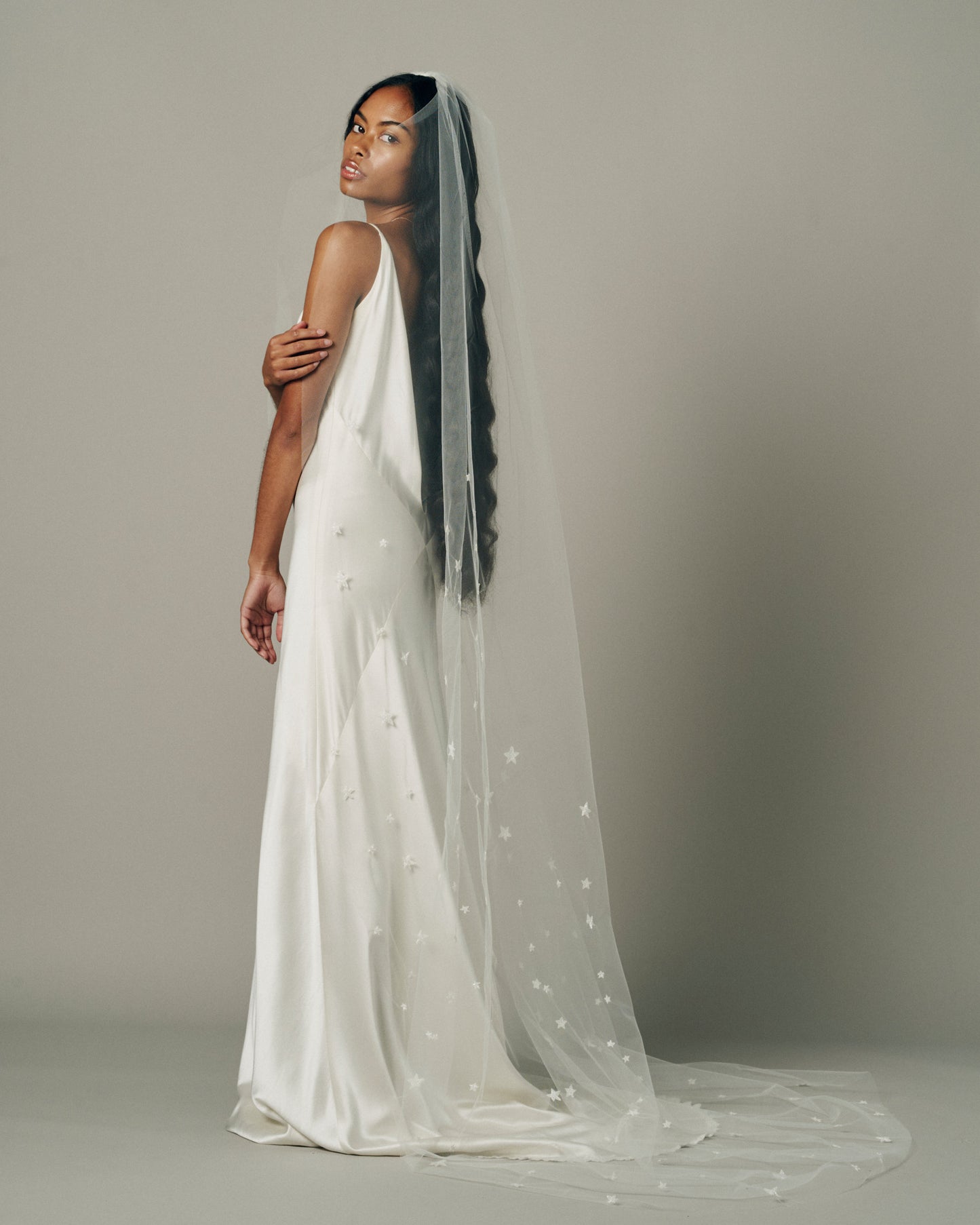 CELESTIAL IVORY STAR BEADED VEIL