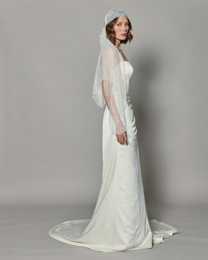 CRISTINA SPANISH LACE MANTILLA