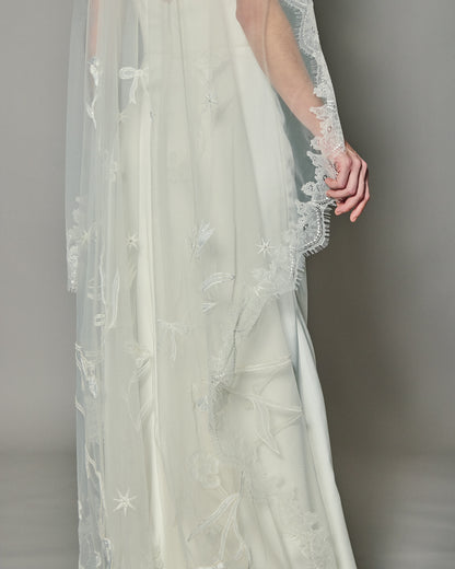 LOHO EXCLUSIVE // DREAM EMBROIDERED VEIL