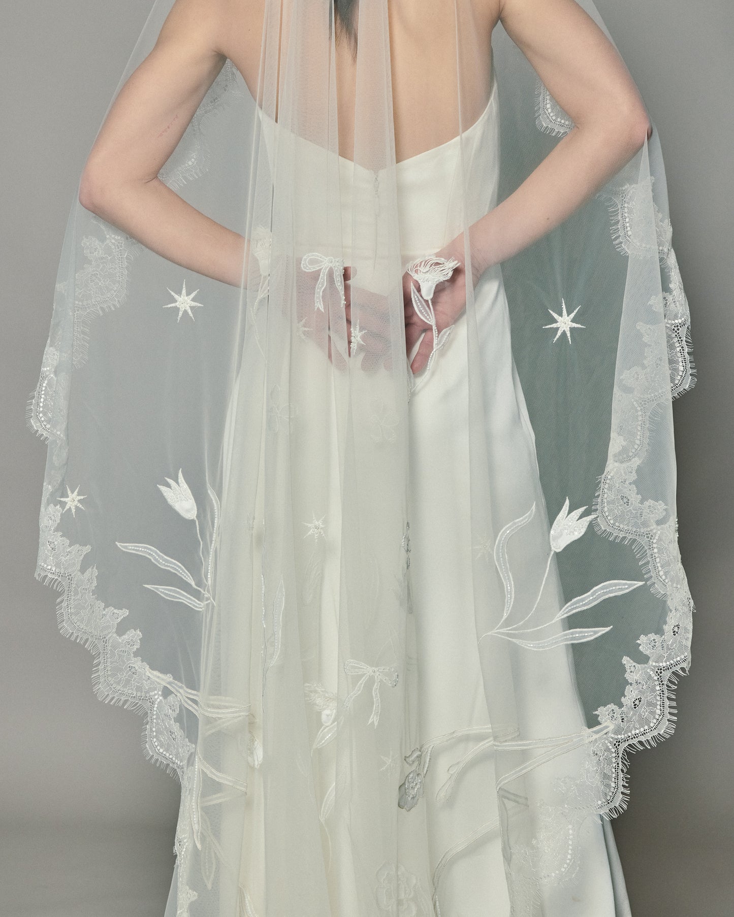 LOHO EXCLUSIVE // DREAM EMBROIDERED VEIL