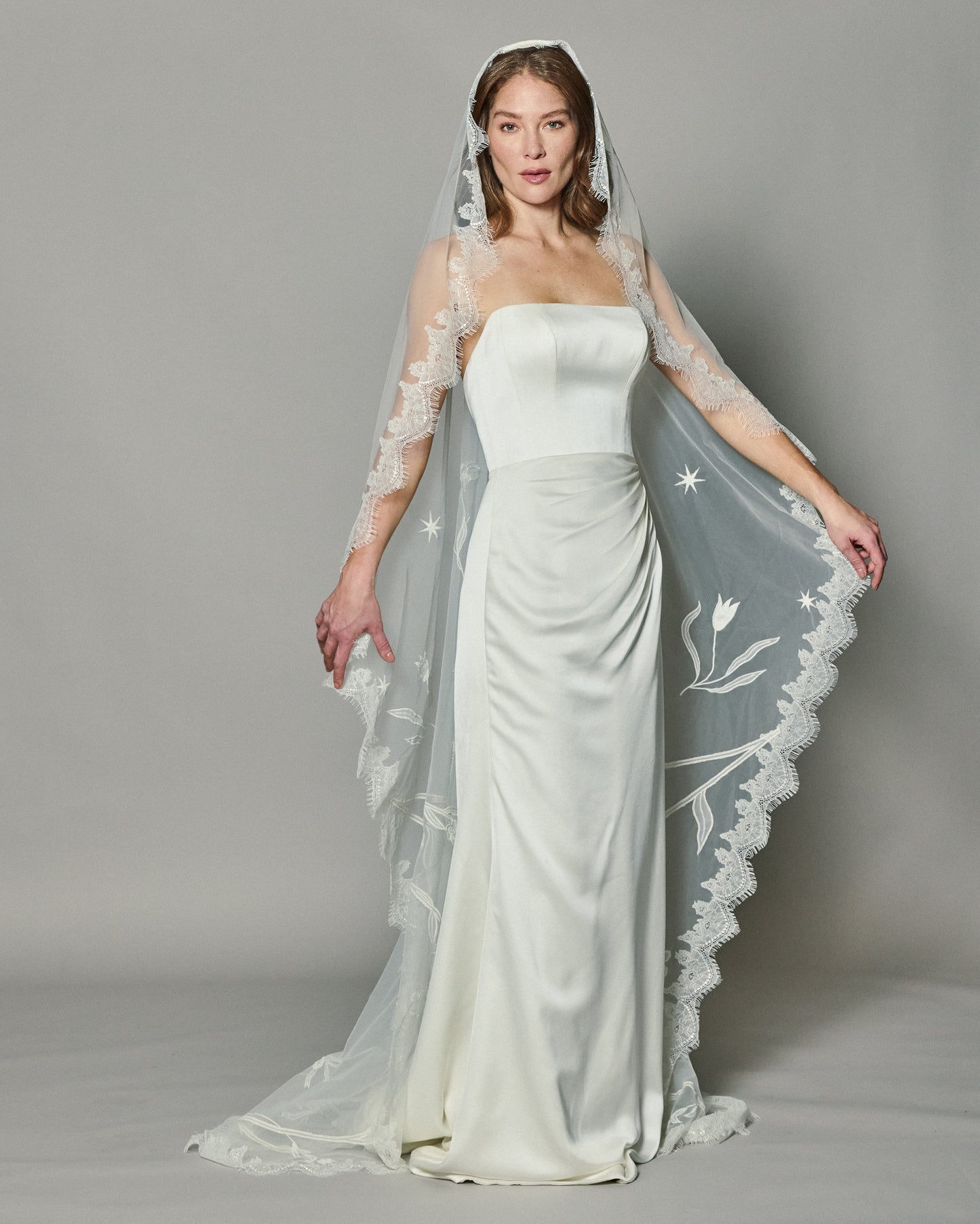 LOHO EXCLUSIVE // DREAM EMBROIDERED VEIL