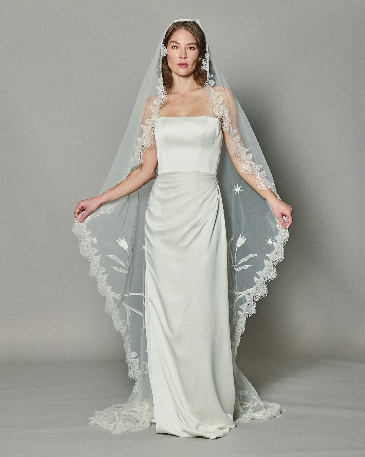 LOHO EXCLUSIVE // DREAM EMBROIDERED VEIL