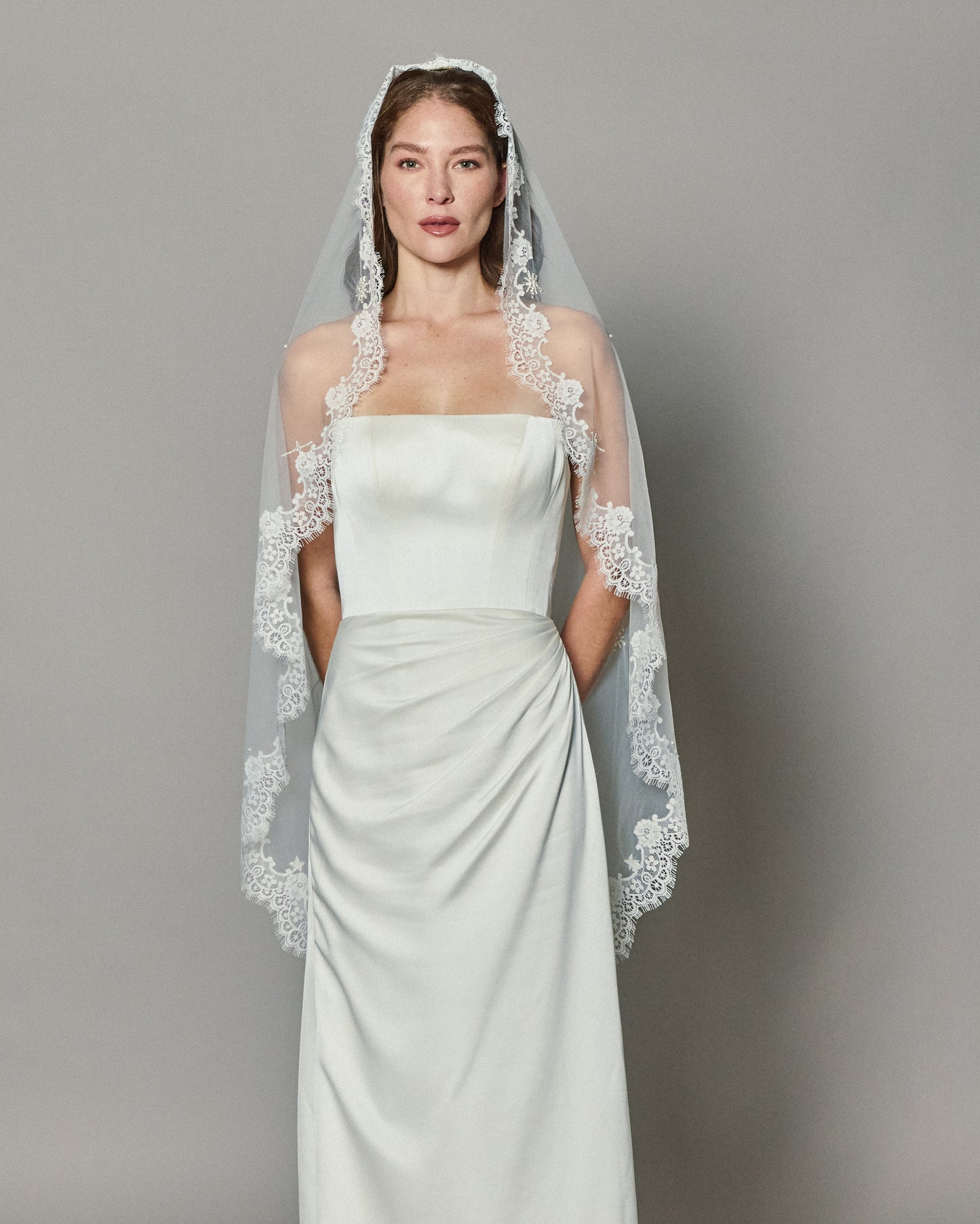 ESTRELLA MANTILLA VEIL