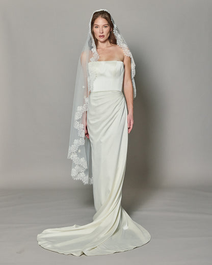ESTRELLA MANTILLA VEIL