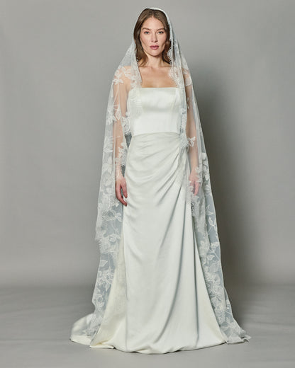 LOHO EXCLUSIVE // HEDERA EMBROIDERED VEIL