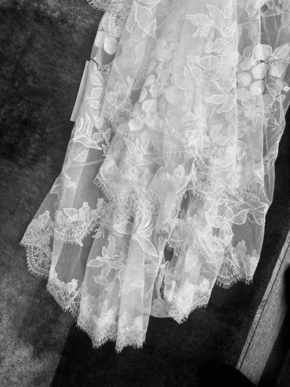 LOHO EXCLUSIVE // HEDERA EMBROIDERED VEIL