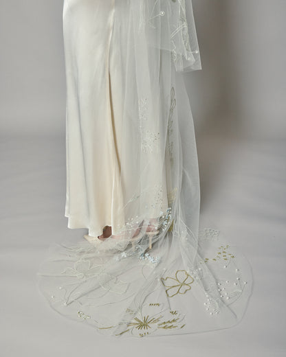 KYOTO COLOR EMBROIDERED VEIL