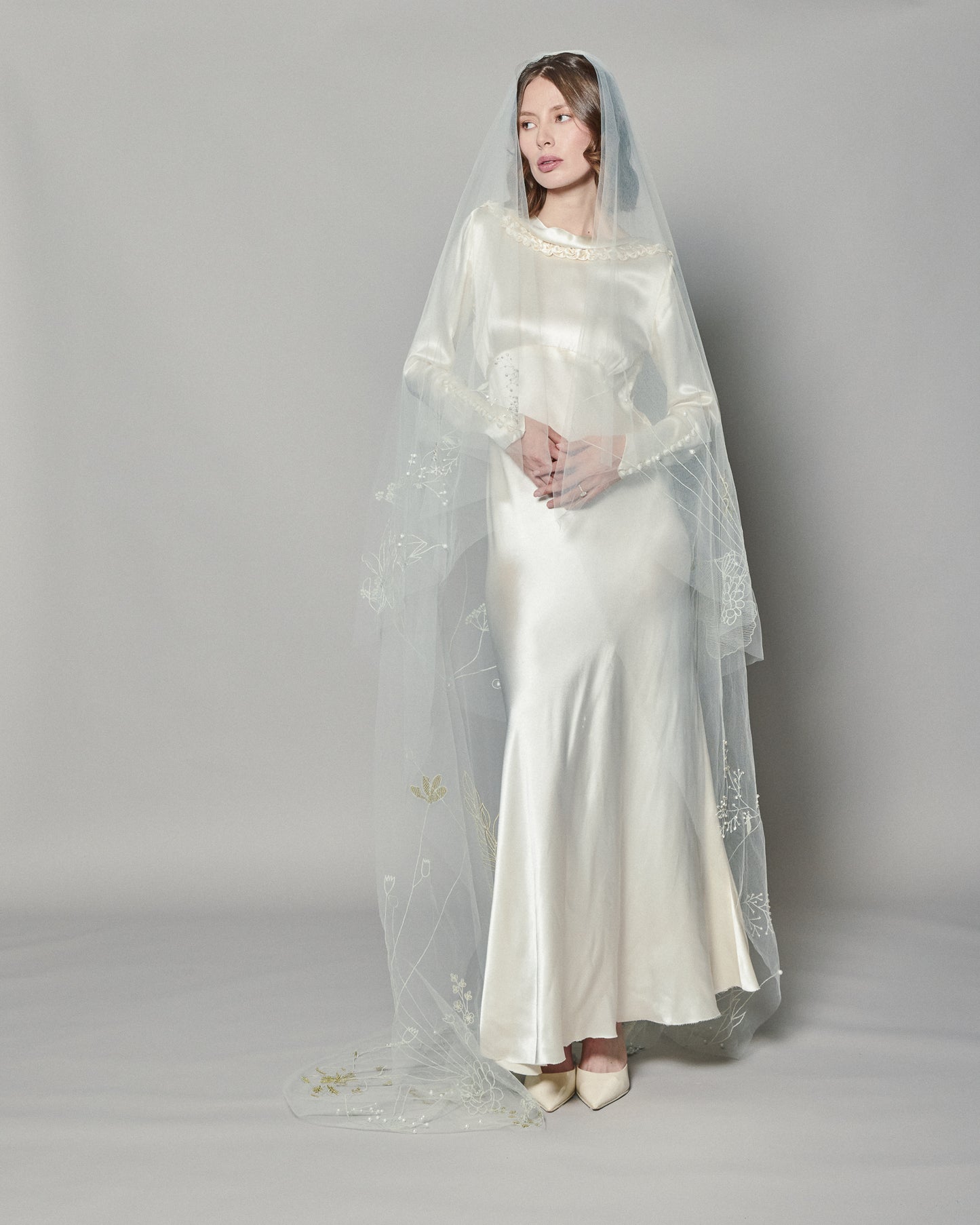 KYOTO COLOR EMBROIDERED VEIL