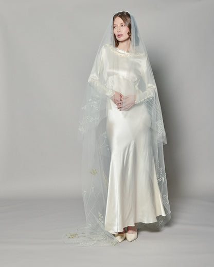 KYOTO COLOR EMBROIDERED VEIL