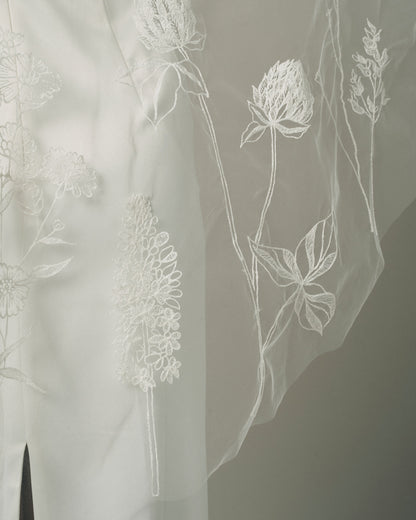 MEADOW BOTANICAL EMBROIDERY VEIL DETAIL