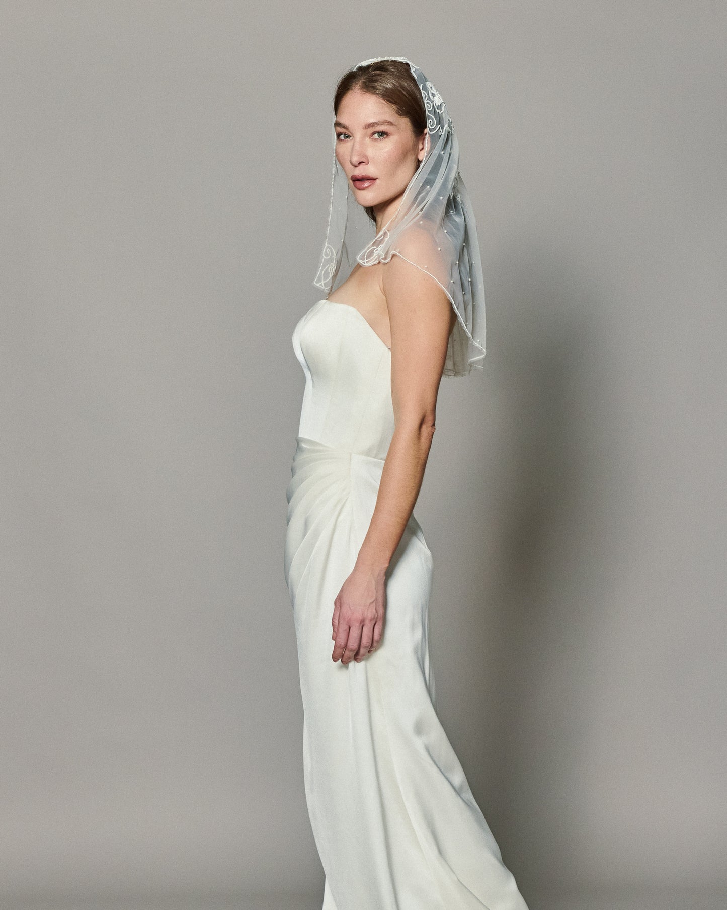 MOON BEADED VEIL