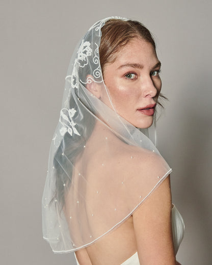MOON BEADED VEIL