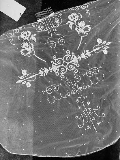 MOON BEADED VEIL