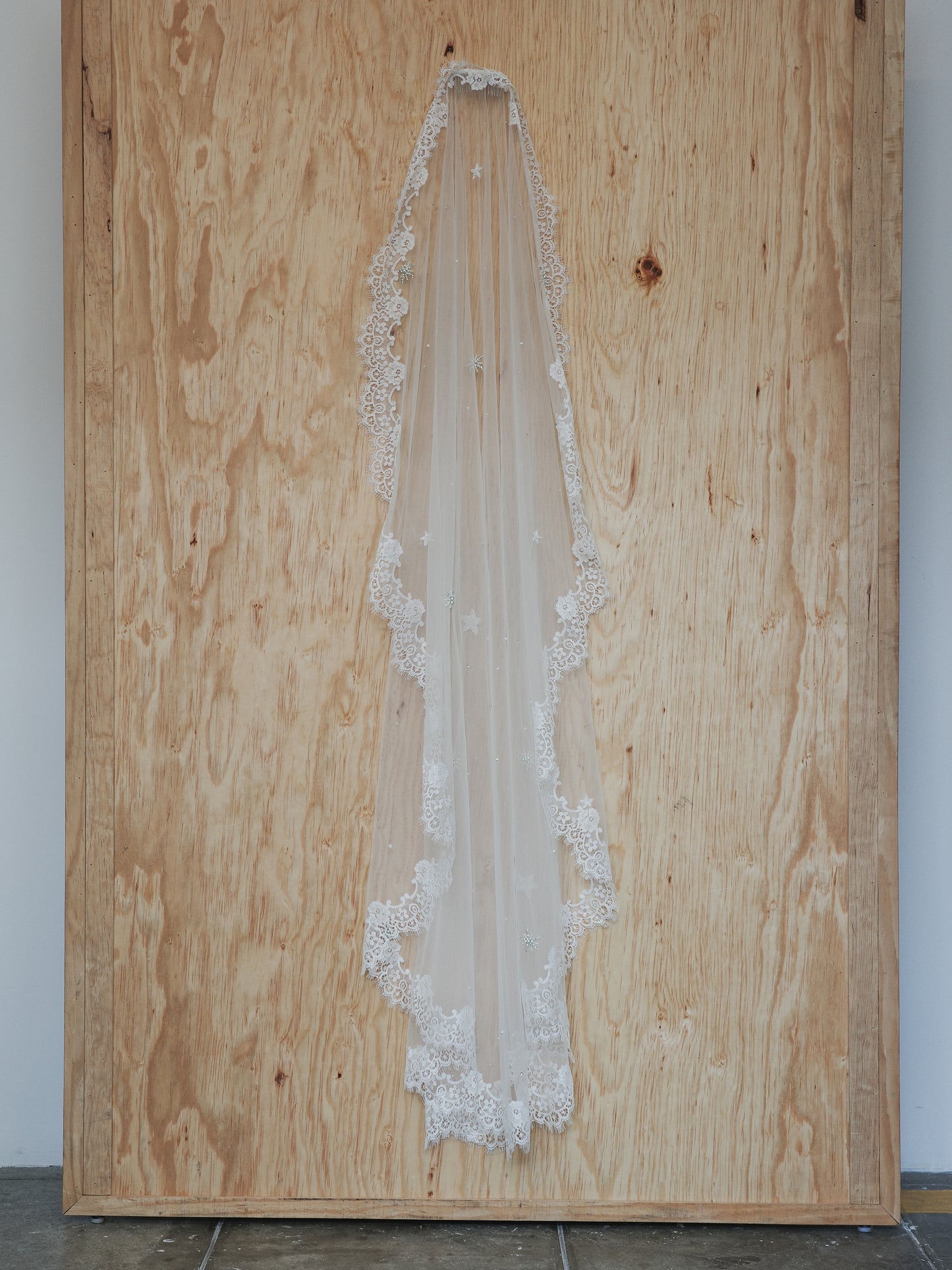 ESTRELLA MANTILLA VEIL