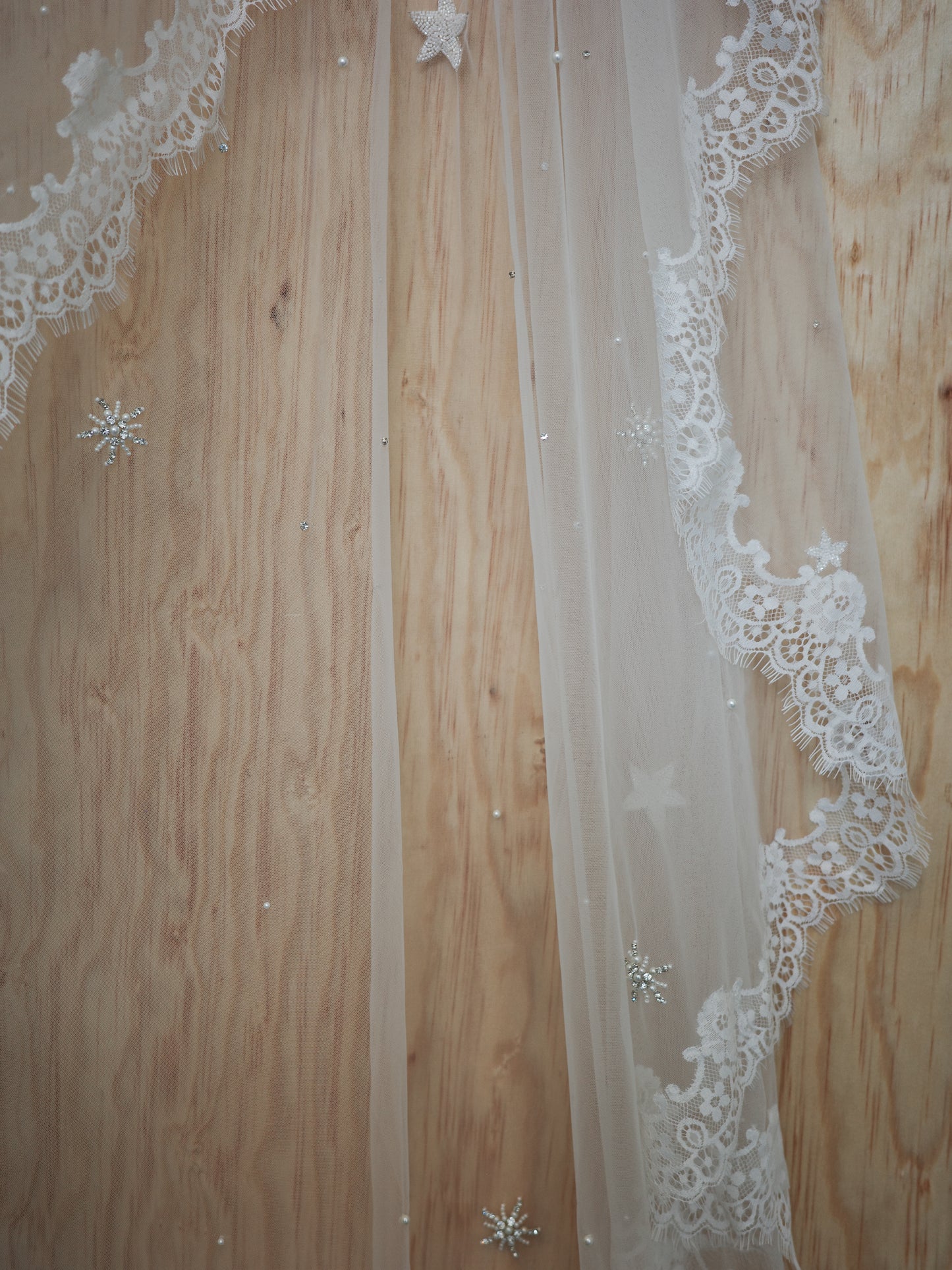 ESTRELLA MANTILLA VEIL