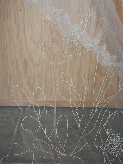ROMINA LINE EMBROIDERY LACE VEIL