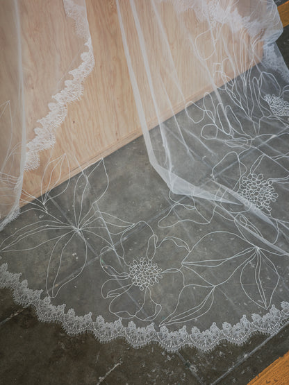 ROMINA LINE EMBROIDERY LACE VEIL