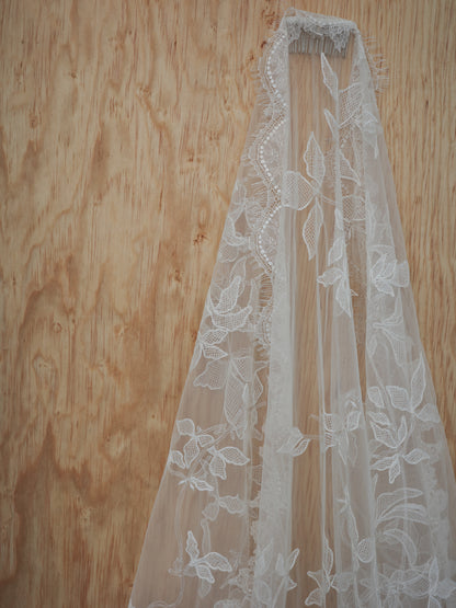 LOHO EXCLUSIVE // HEDERA EMBROIDERED VEIL