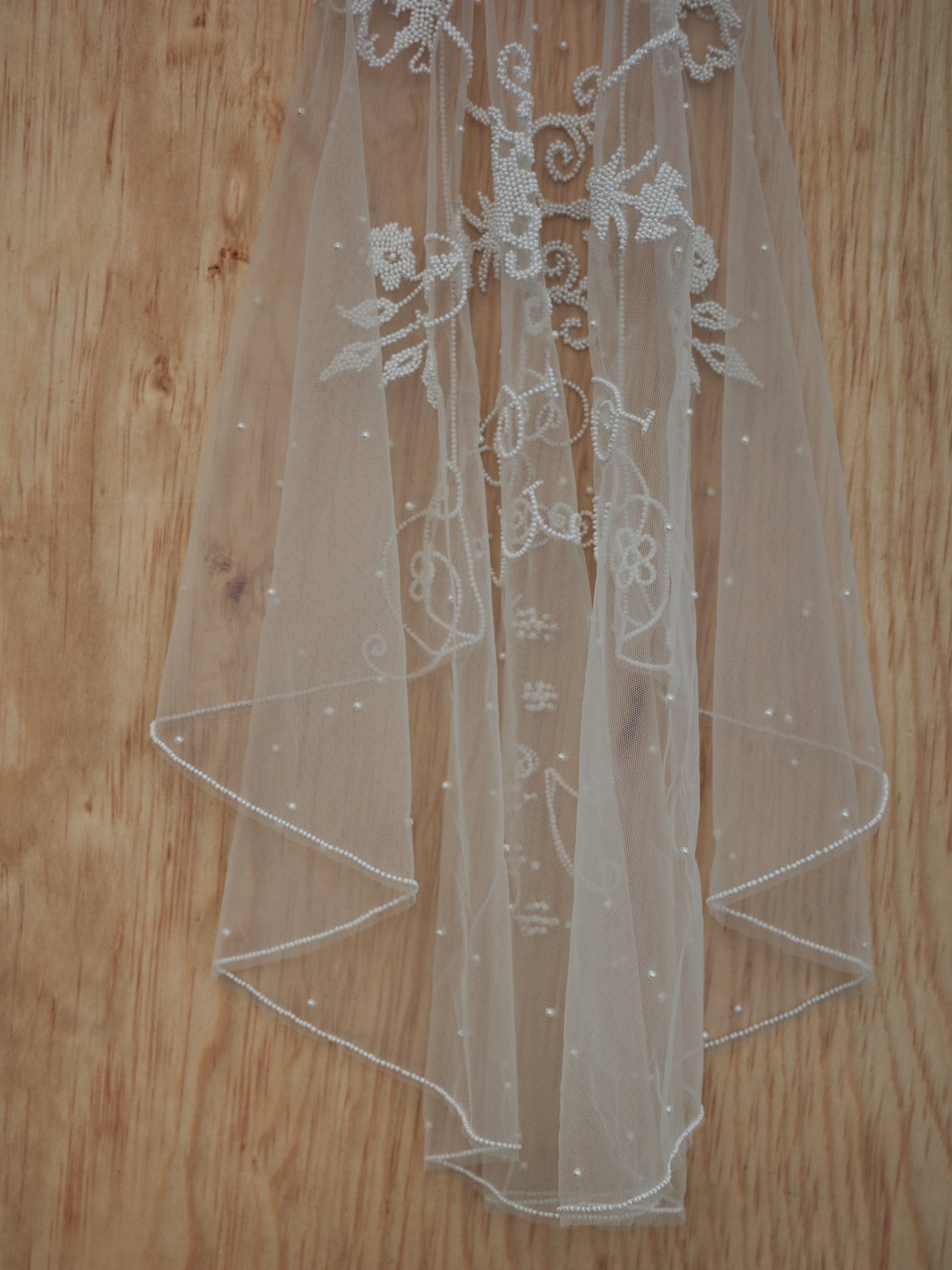 MOON BEADED VEIL