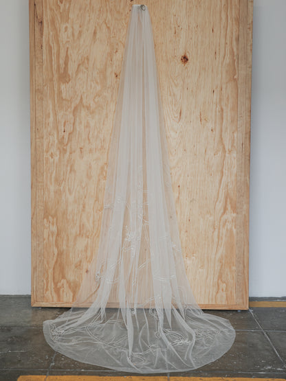 IVY CRYSTAL BEADED VEIL VEIL