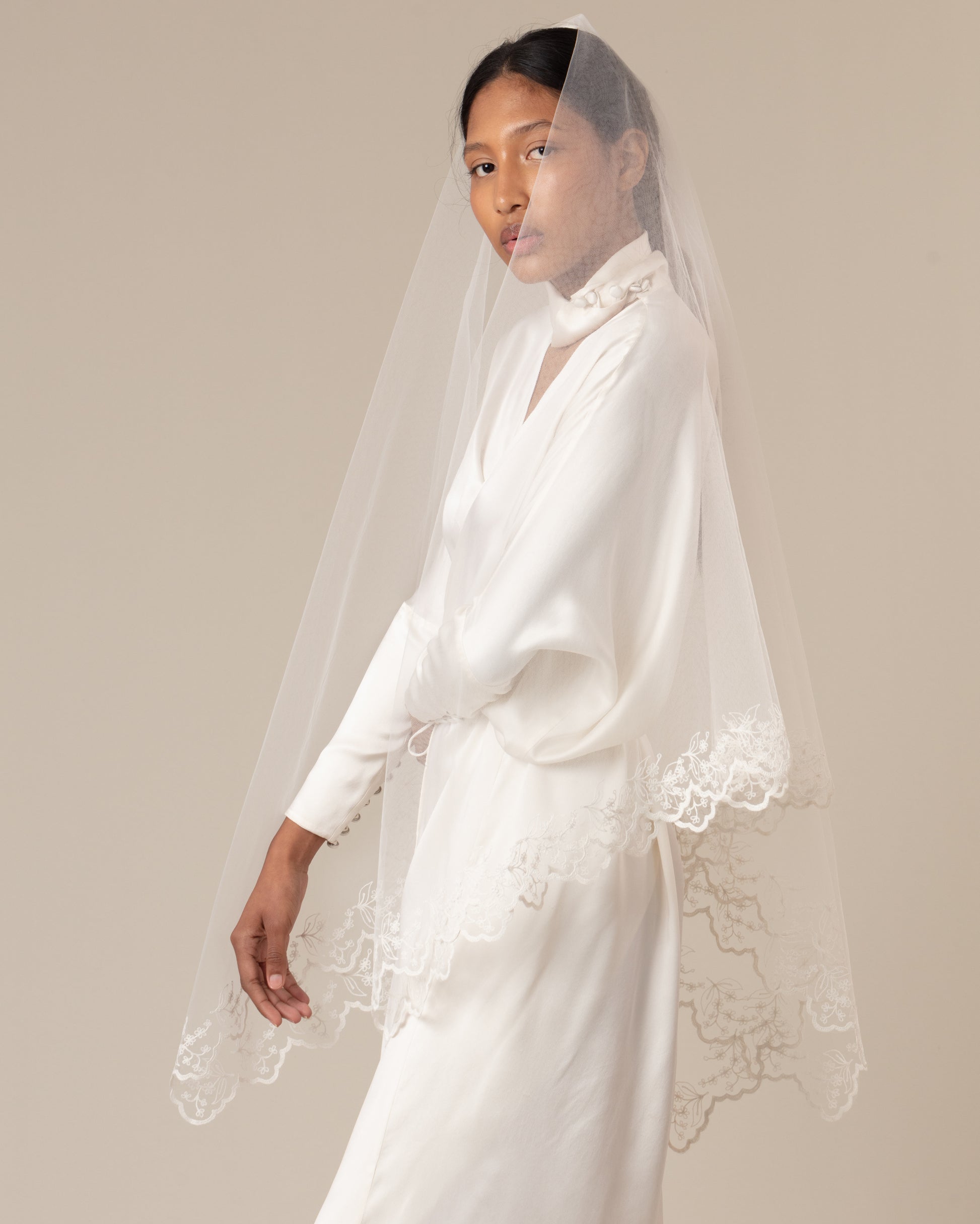 SIERRA OFRENDA VEIL-242