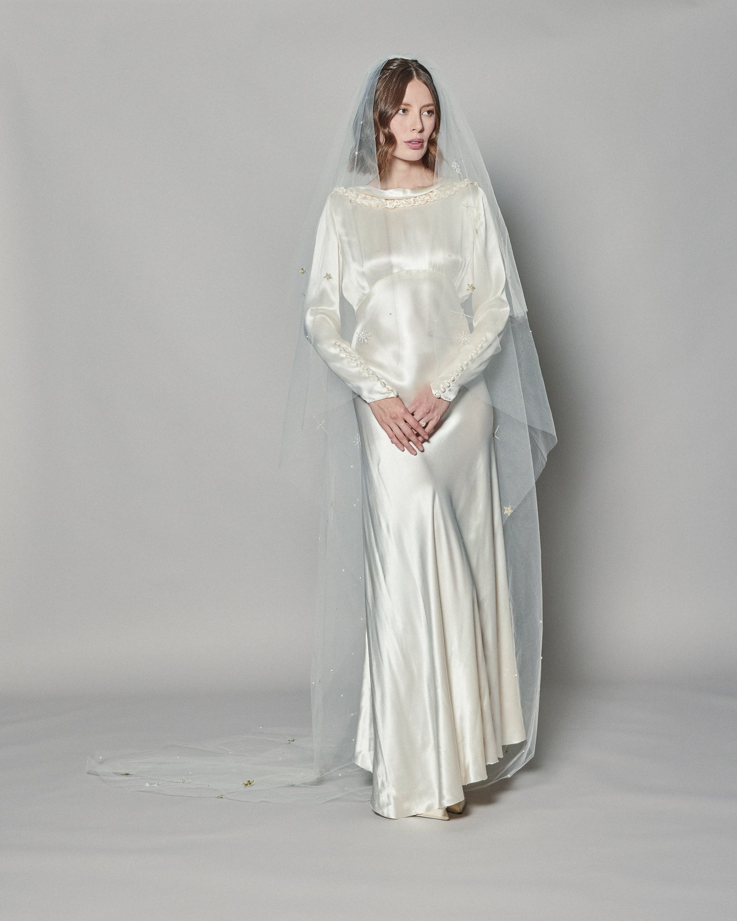 STARLIGHT COLOR EMBROIDERED VEIL