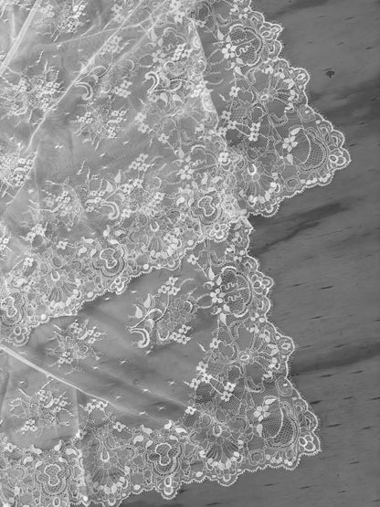 TERESA SPANISH LACE MANTILLA